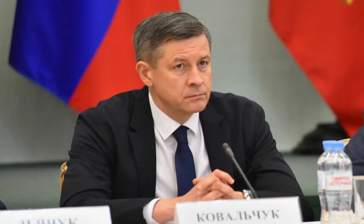Временно исполняющий обязанности губернатора Егор Ковальчук подписал указ об отставке регионального правительства; новый состав пока не представлен.