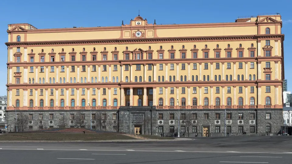 Руководитель Погранслужбы ФСБ заявил, что действия Финляндии и Эстонии создают риск на границе, ухудшают безопасность судоходства и вынуждают Россию готовиться к различным сценариям.