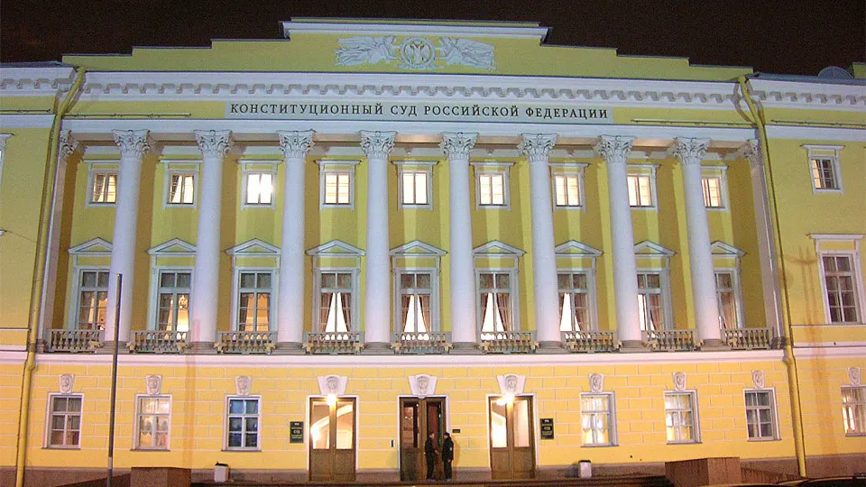Председатель Конституционного суда Валерий Зорькин заявил, что антикоррупционные иски прокуратуры не должны подпадать под обычные сроки давности. По его позиции, это обосновывает бессрочный характер таких исков и укрепляет правовую базу для изъятия крупных активов.