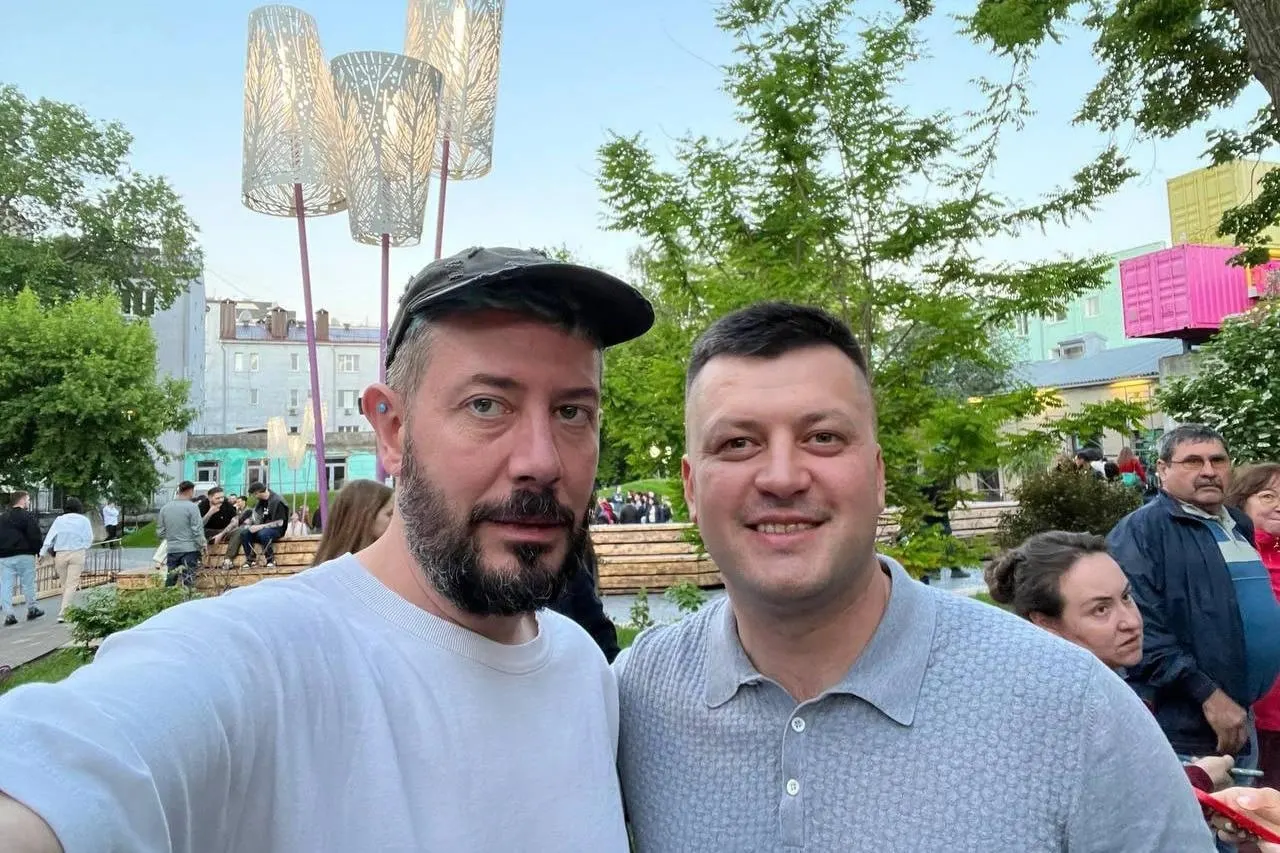 Лебедев заявил, что мэр пытался вернуть землю городу и призвал к тщательной проверке дела; при этом он похвалил местные проекты и вспомнил визит в Нефтекамск.