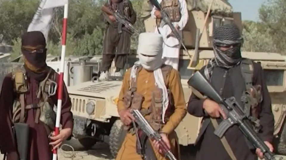 Во время Международного форума по безопасности в Подмосковье представители России и афганских властей, контролируемых «Талибаном», подписали договор о военно‑техническом сотрудничестве. Конкретные условия не раскрываются; эксперты называют документ в основном символическим.