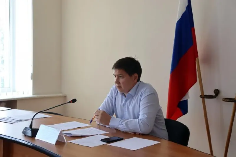 Заместитель главы администрации Орджоникидзевского района Джалиль Вильданов покинул пост — это очередная отставка в мэрии после задержания Ратмира Мавлиева и выдвижения ему обвинений.