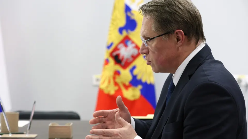 Министр здравоохранения сообщил, что большинство ординаторов готовятся для конкретных медицинских организаций. Приведены данные о росте приёма на медобразование и о законе об обязательной отработке для выпускников.