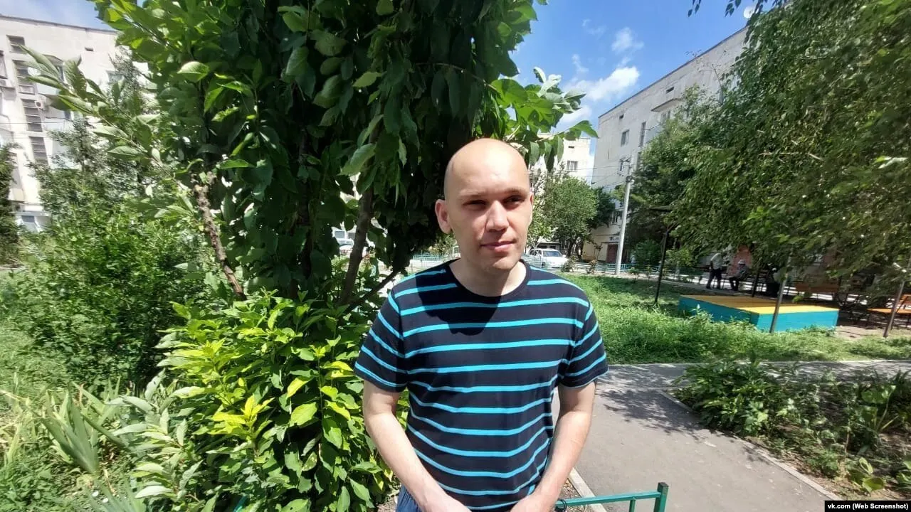 В обновлённый перечень участников «иностранного агента» попал инвалид Игорь Никитенко. Список «Крымской солидарности» расширили до 137 человек: туда вошли адвокаты, журналисты, правозащитники, родственники политзаключённых и даже умершие люди.