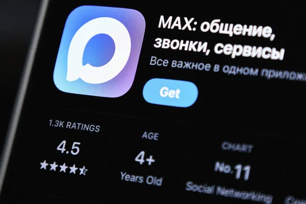 Ведомство усомнилось в соблюдении требований о предустановке российских приложений и назвало ситуацию дискриминационной. Apple дали срок до 15 июля — в случае игнорирования возможен штраф.