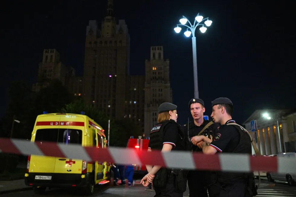 1 августа в московском итальянском Balzi Rossi произошёл взрыв. По данным властей, сработало самодельное устройство; погибли и ранены посетители и персонал, ход расследования открыт.