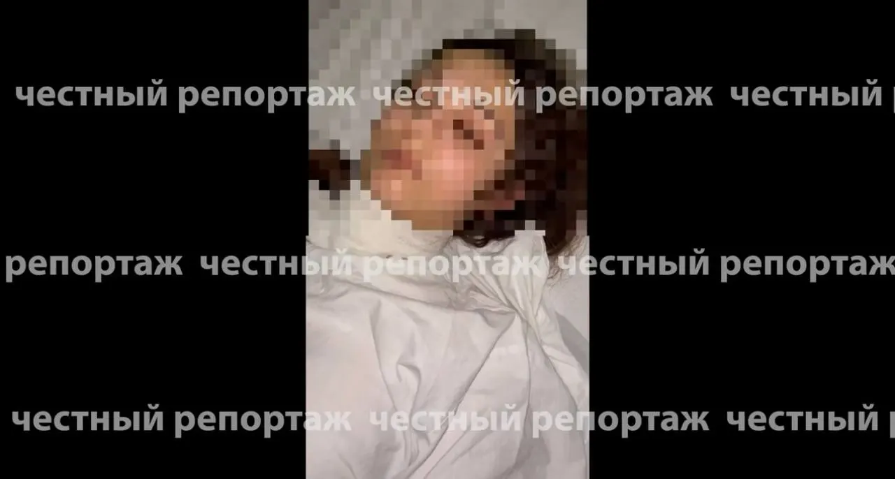 16-летняя бывшая одноклассница напала на двух сестёр. Старшая остаётся в реанимации; врачи ведут восстановление, мама заявила, что лечение будет проходить в Уфе.