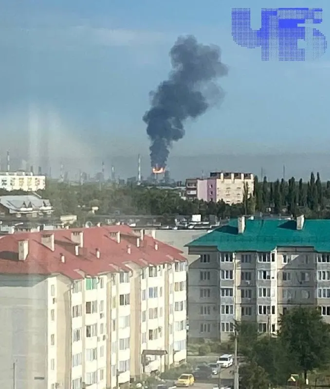 В Челябинской области действует режим беспилотной тревоги; в Башкортостане произошёл пожар на промзоне в Салавате, есть раненые.