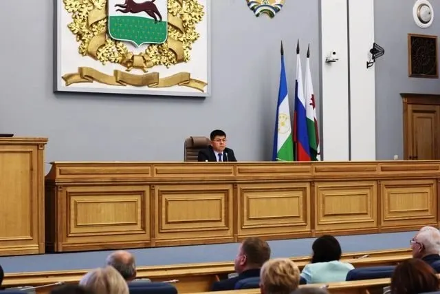 Приём заявок продлится по будням с 13 по 23 октября; заседание конкурсной комиссии — 30 октября; сам конкурс запланирован на 9 ноября.
