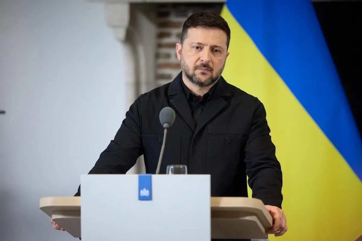 Президент заявил, что российское руководство планирует увеличить приток личного состава через расширение мобилизации. Украина будет стремиться наращивать безвозвратные потери противника, активнее применять дроны и усиливать удары по производственным объектам вооружения и нефтяной отрасли.