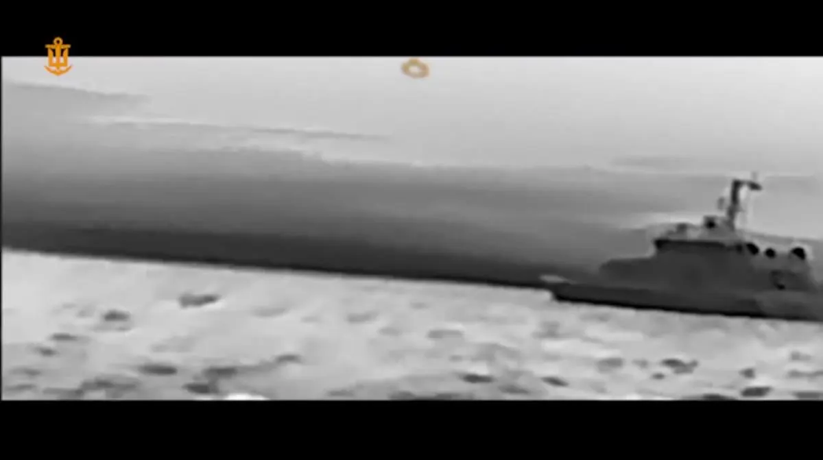 Ночью 30 апреля украинские военно-морские силы сообщили о поражении патрульного катера «Соболь» и противодиверсионного «Грачонок» в районе Керченского пролива.