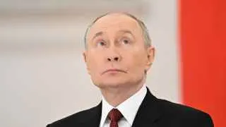Владимир Путин сравнил нынешнюю ситуацию с Великой Отечественной войной, заявив, что весь тыл должен работать на фронт, и пообещал довести до конца цели военной кампании в Украине, включая создание «зоны безопасности» и возможную новую волну мобилизации.