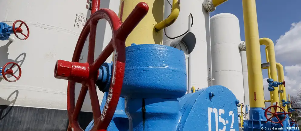 Украина не продлила контракт с «Газпромом», и с 1 января 2025 года остановлен транзит российского газа в Европу. Наибольшие последствия испытывает Молдова; другие страны перенастроили маршруты поставок.