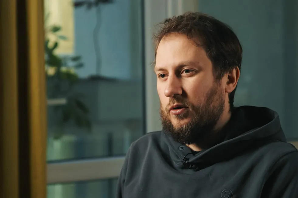 Правозащитная организация «ОВД‑Инфо» была включена в перечень экстремистских структур. В команде подтвердили, что есть план действий, горячая линия временно отключена, донаты из России просят не присылать.
