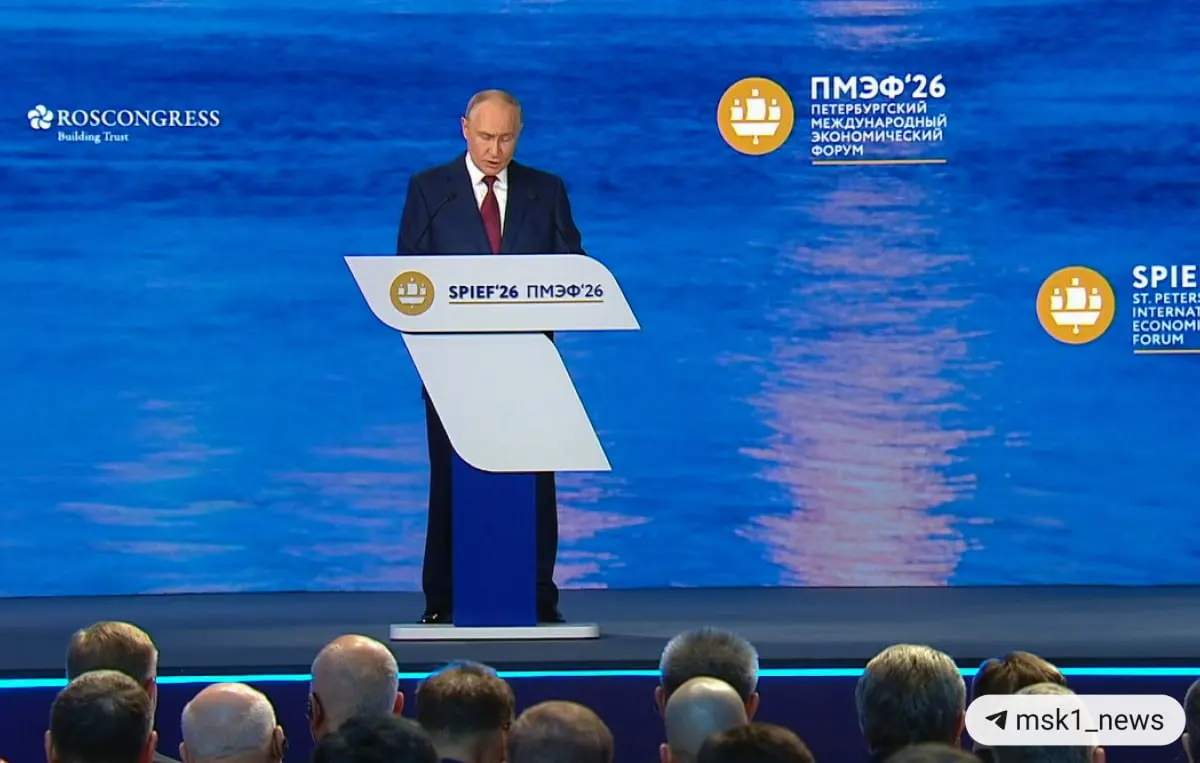 Президент заявил, что искусственный интеллект, автономные системы и платформенные решения — ключевые технологии будущего; Россия также занимает лидирующие позиции в атомной энергетике.