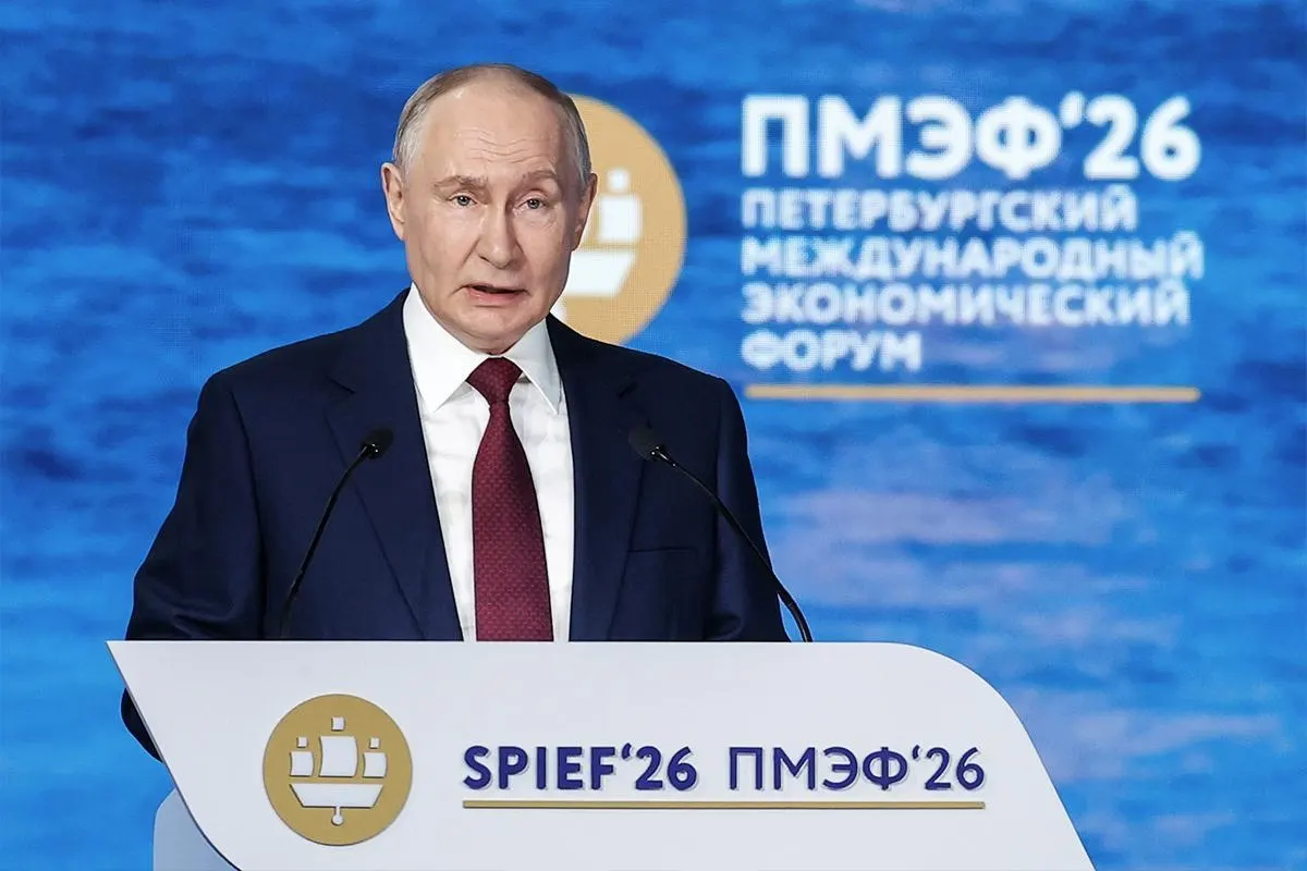 Российский президент назвал обращение украинского лидера «бумажкой с элементами хамства», заявил, что личная встреча возможна лишь после конкретных договорённостей, и обратился к военнослужащим страны.