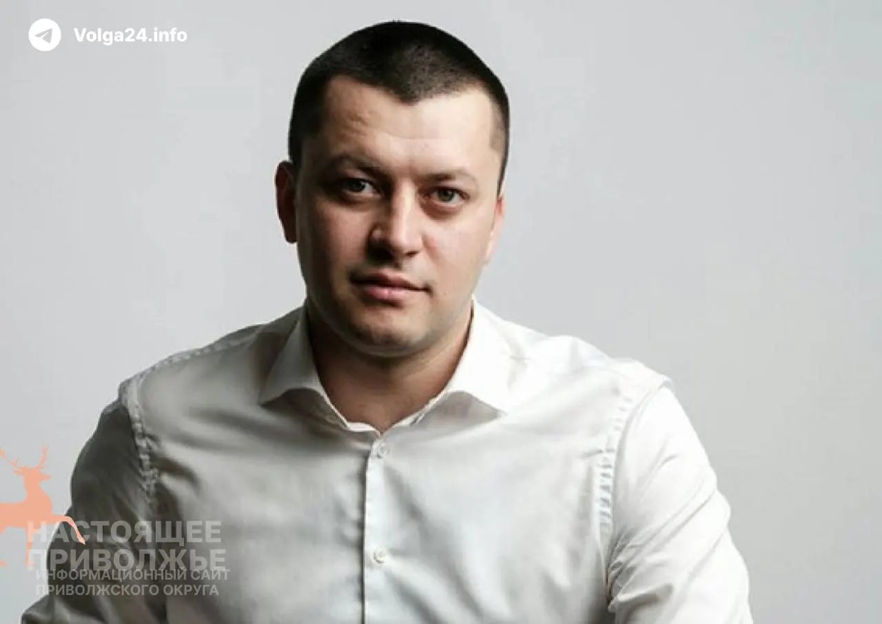 На официальном сайте администрации Уфы из раздела «Руководство» убрали имя мэра Ратмира Мавлиева: вместо него на главной указан исполняющий обязанности главы Руслан Шарипов. Ранее Мавлиева задержали по делу о получении крупной взятки; он отрицает вину, а суд смягчил меру пресечения.