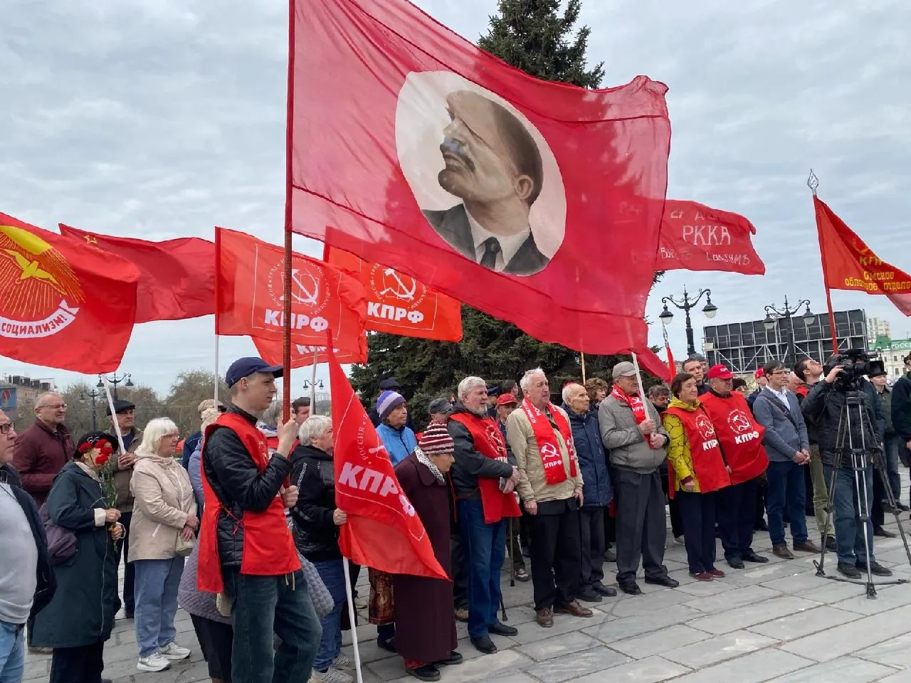 Перед завершением полномочий депутаты инициировали поправки, которые должны защищать партии от дисквалификации списков через бюрократические приёмы. Изменения начнут действовать лишь со следующей избирательной кампании и только на региональном и муниципальном уровнях.
