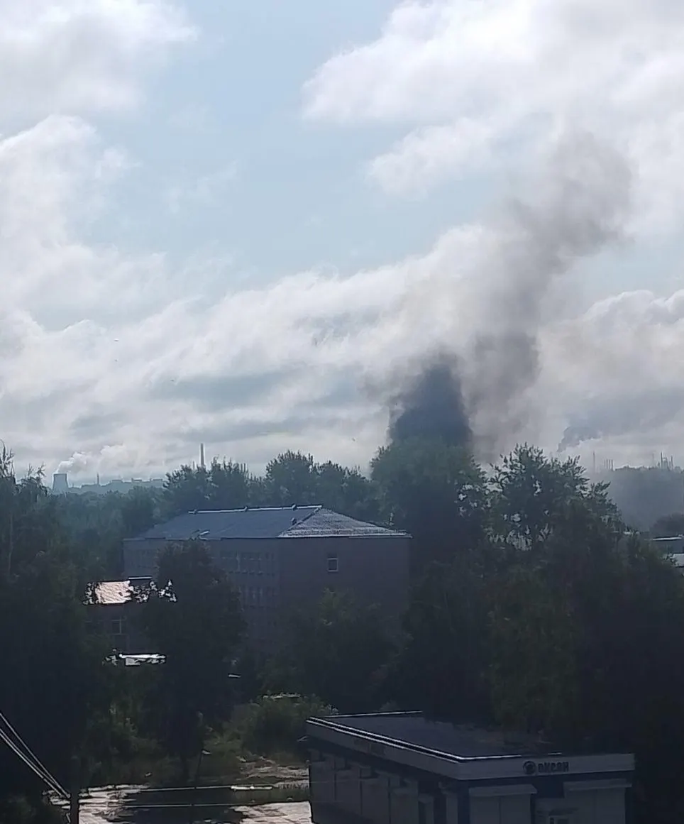 Зафиксированы атаки дронов в Ростовской, Белгородской и Калужской областях. Москва и Севастополь сообщили о сбитых БПЛА; есть пострадавшие и разрушения.