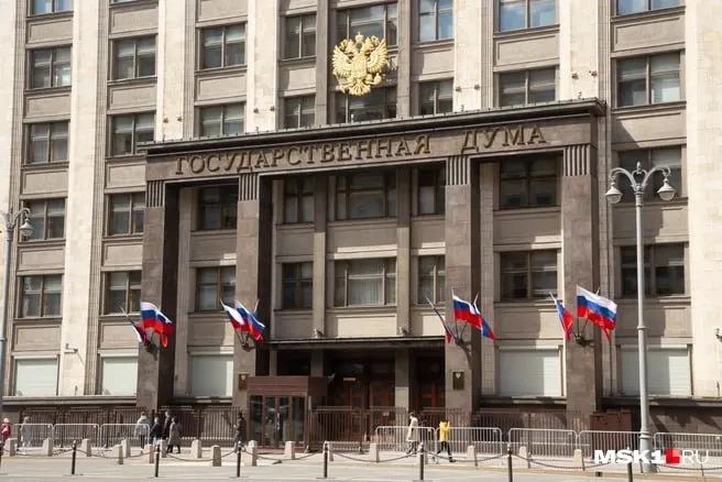 Перед выборами в Государственную Думу обсуждают доходы губернатора Ильи Середюка и активы кузбасских кандидатов.