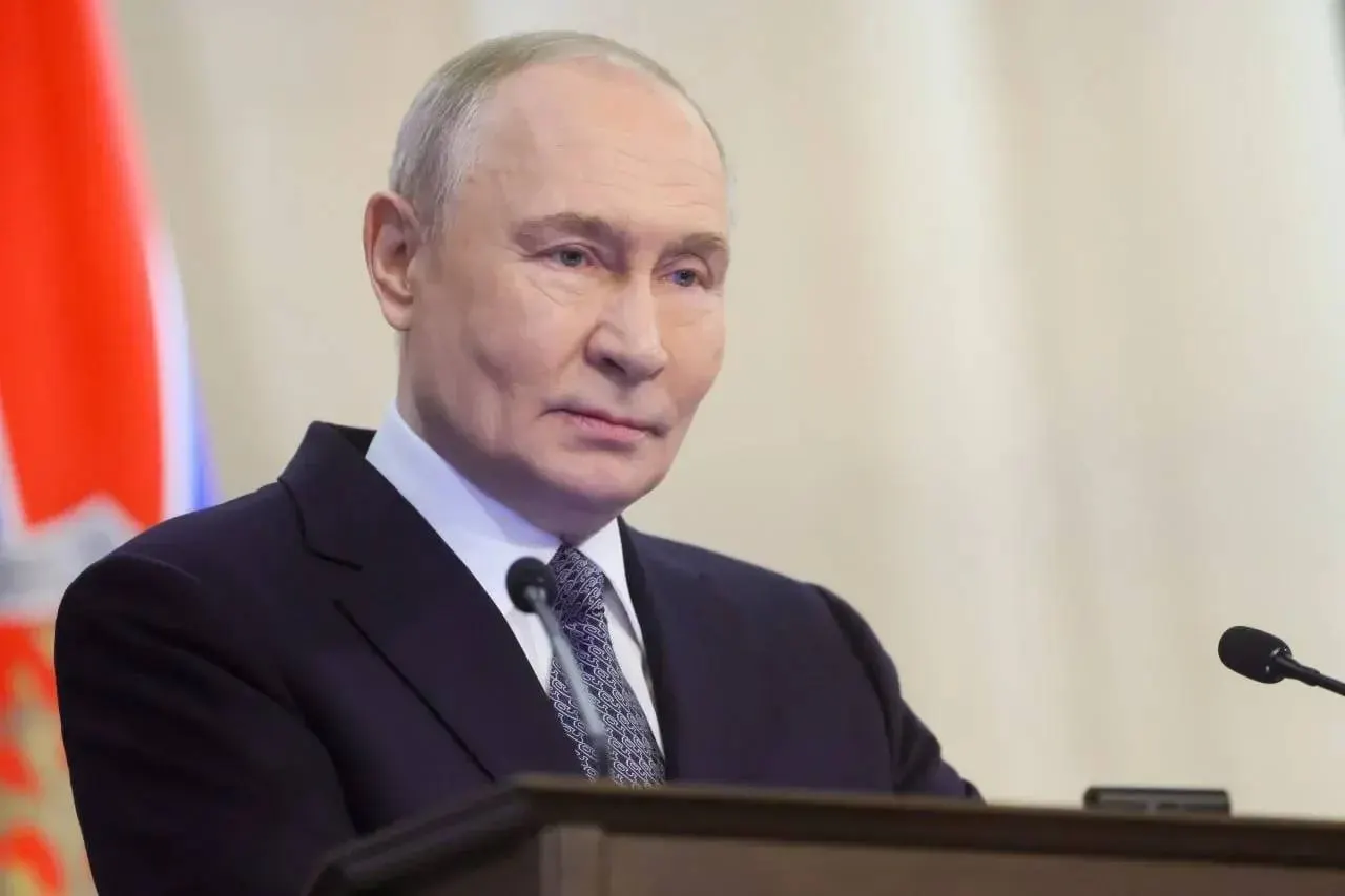 Президент поздравил военнослужащих и ветеранов Воздушно-десантных войск, отметил их героизм и вклад в обеспечение обороноспособности и национальной безопасности в ходе специальной военной операции.