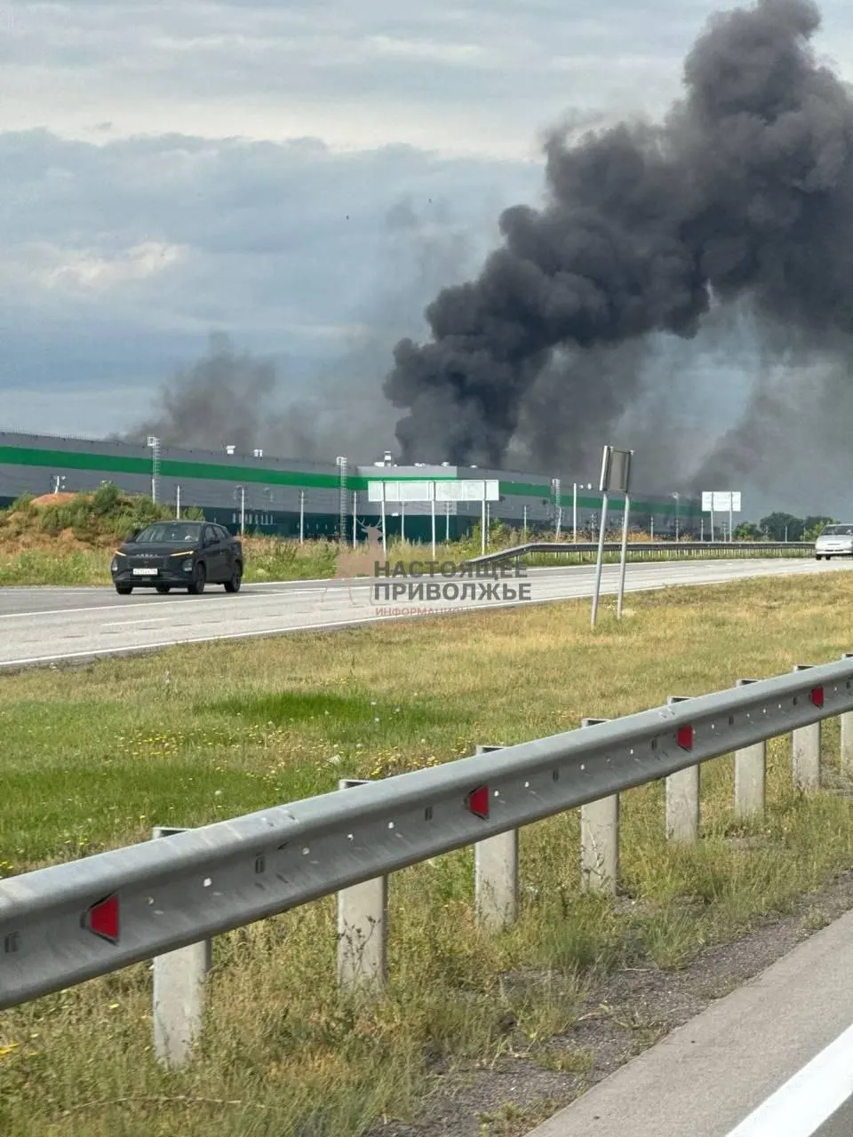 После атаки дронов в Чишминском районе Башкортостана повреждён логистический центр Wildberries; часть мощностей уже используется.