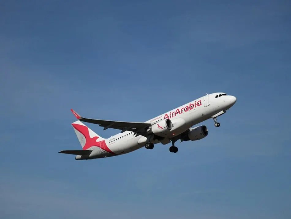 Авиакомпания Air Arabia подтвердила отмену рейсов в Россию на октябрь и декабрь; перевозчик вернет деньги за приобретённые билеты.