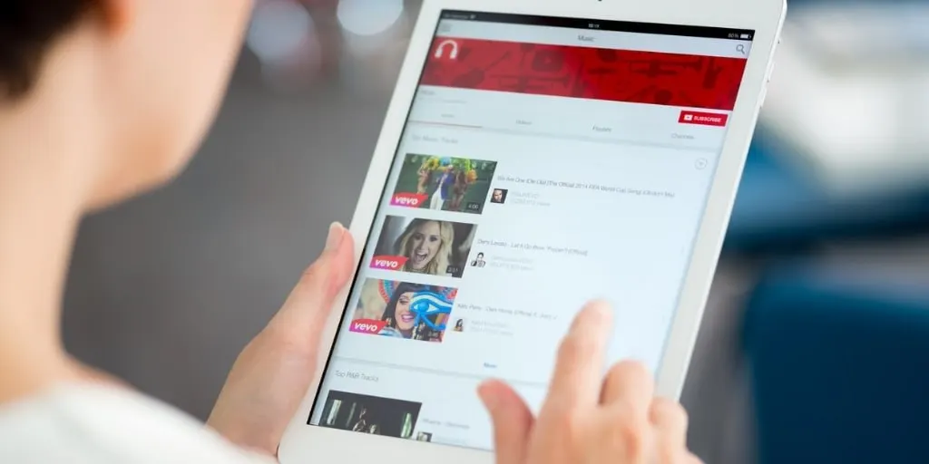 За первые шесть месяцев 2026 года YouTube стал ведущим драйвером роста видеопотребления в стране, в то время как другие платформы росли менее заметно.
