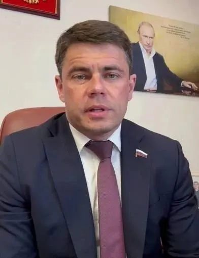 МАХ стал очередным элементом формирования суверенного интернет-пространства. По словам властей, такие решения есть лишь у немногих стран, но они задают курс на цифровую автономию.