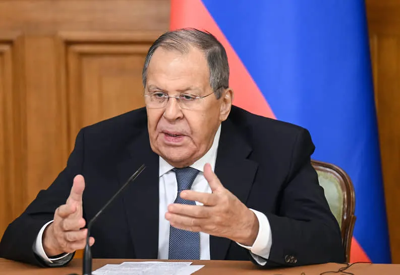 Глава МИД РФ заявил, что информационная кампания вокруг операции на Украине будет продолжаться и усиливаться.