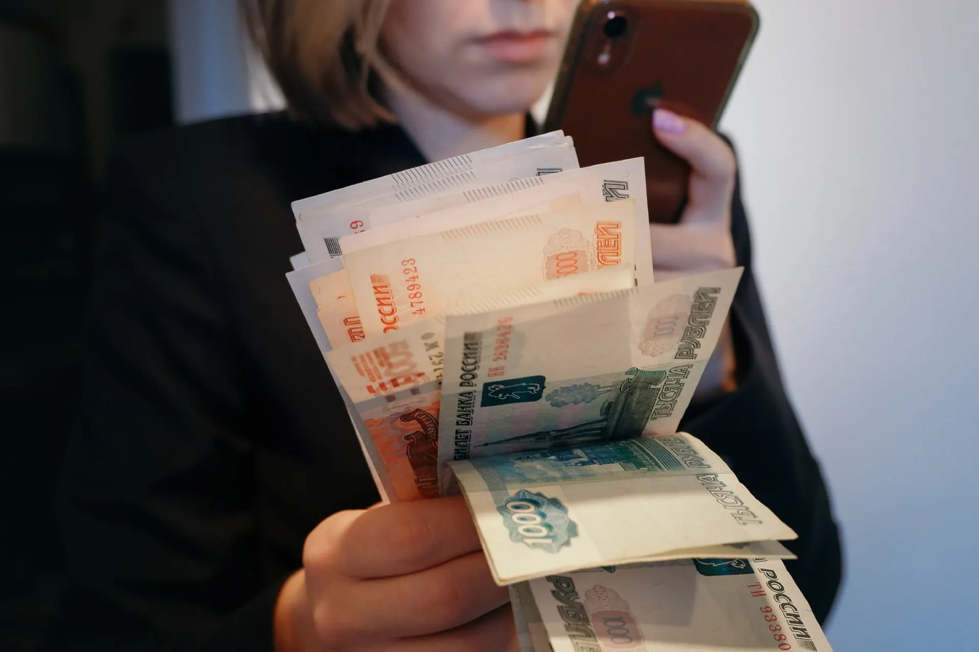 Экономика России сталкивается не с дорогими кредитами, а с другими препятствиями для инвестиций. Разбираемся, какие факторы действительно влияют на рост.
