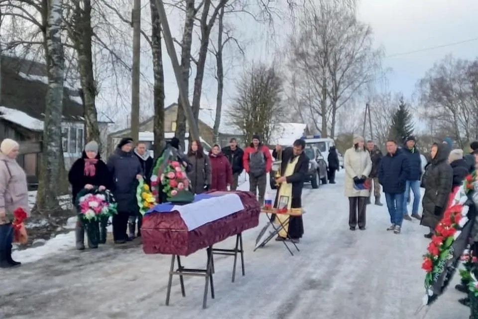 Снижение выплат за ранения и для семей погибших распространяется на Смоленскую область и другие регионы — процесс коснулся Ульяновской области, Башкортостана, Кемеровской области и далее по стране.